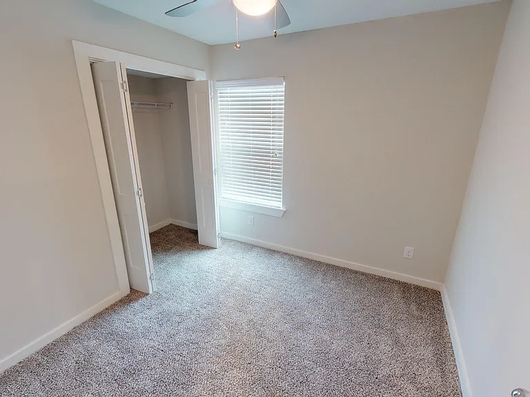 Treemont Apartments — Photo 71