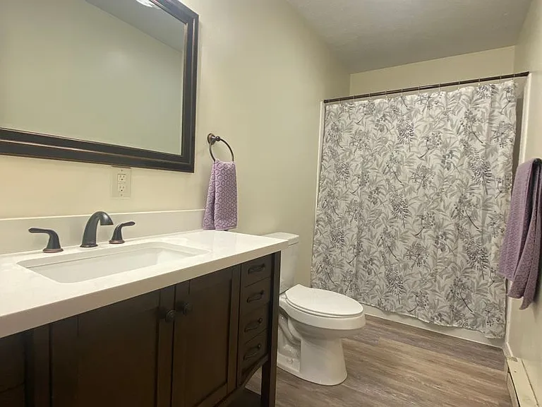 162 E Hillview Dr — Photo 8