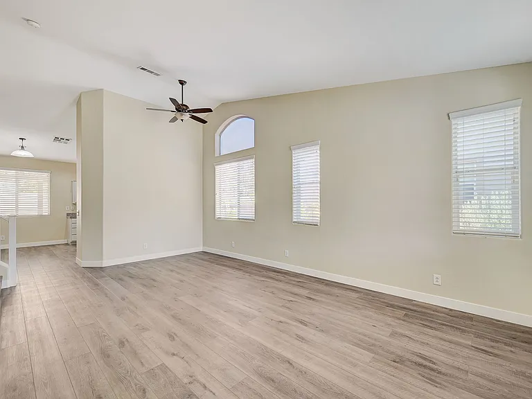 11490 Steponia Bay St — Photo 4