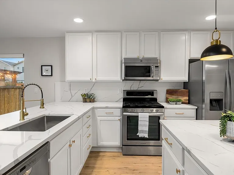 33817 SE Odell St — Photo 10