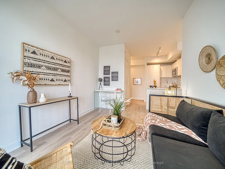 3 Gloucester St #1006 — Photo 1