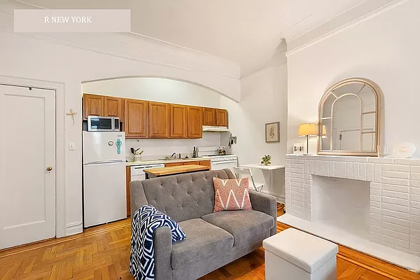 Rented by R New York | media 3