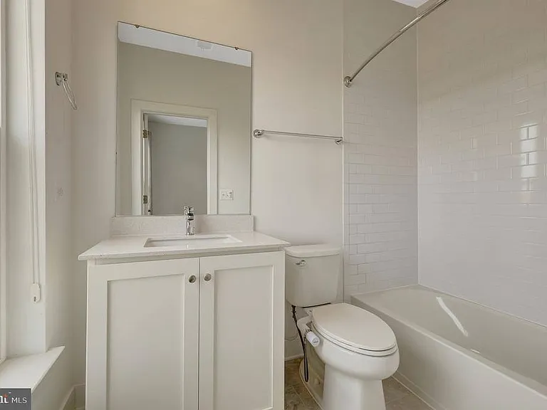 11247 Beaker St — Photo 35