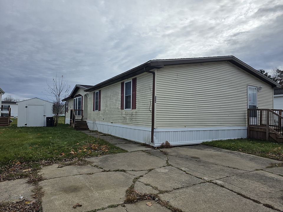 1st image of 222 Farmtree Dr #222