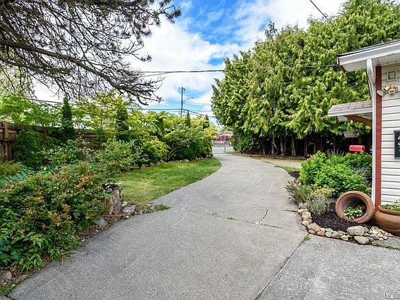 3rd image of 491 26th St