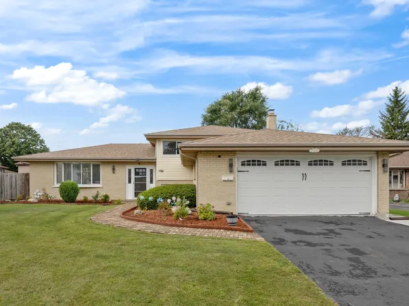1210 N Keebie Ct, Addison, IL 60101