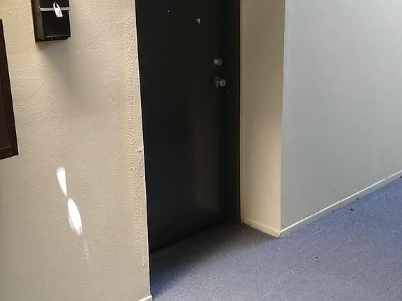 3rd image of 10836 Kling St APT 101