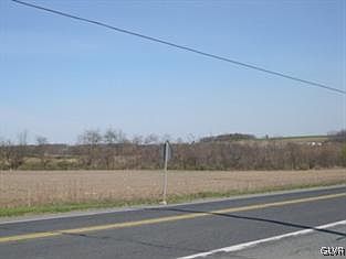 2nd image of 7483 Route 309