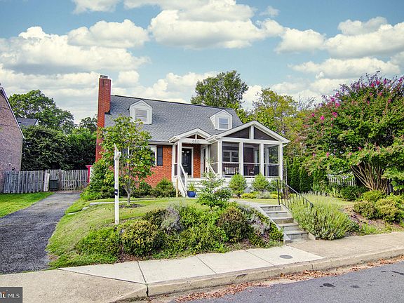 4th image of this home