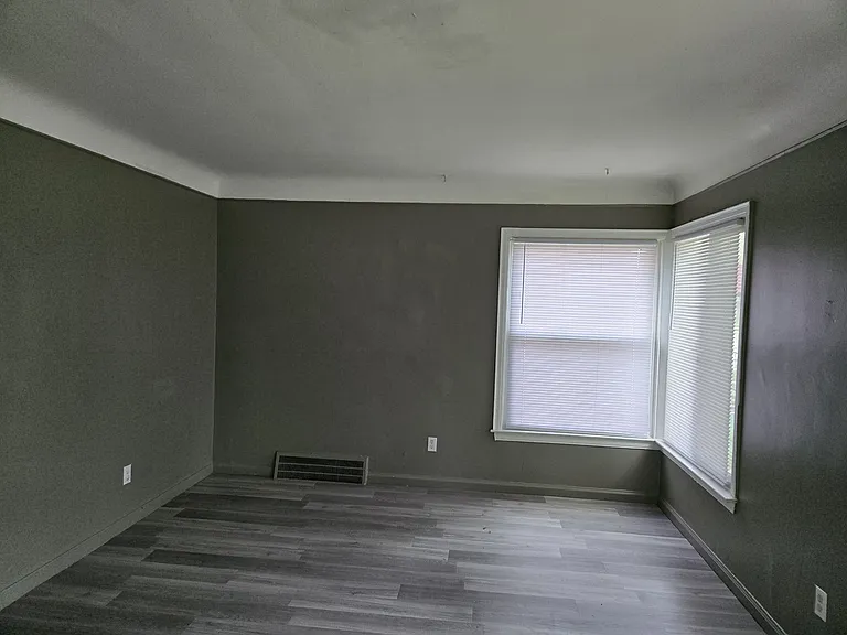 16410 Edmore Dr — Photo 3
