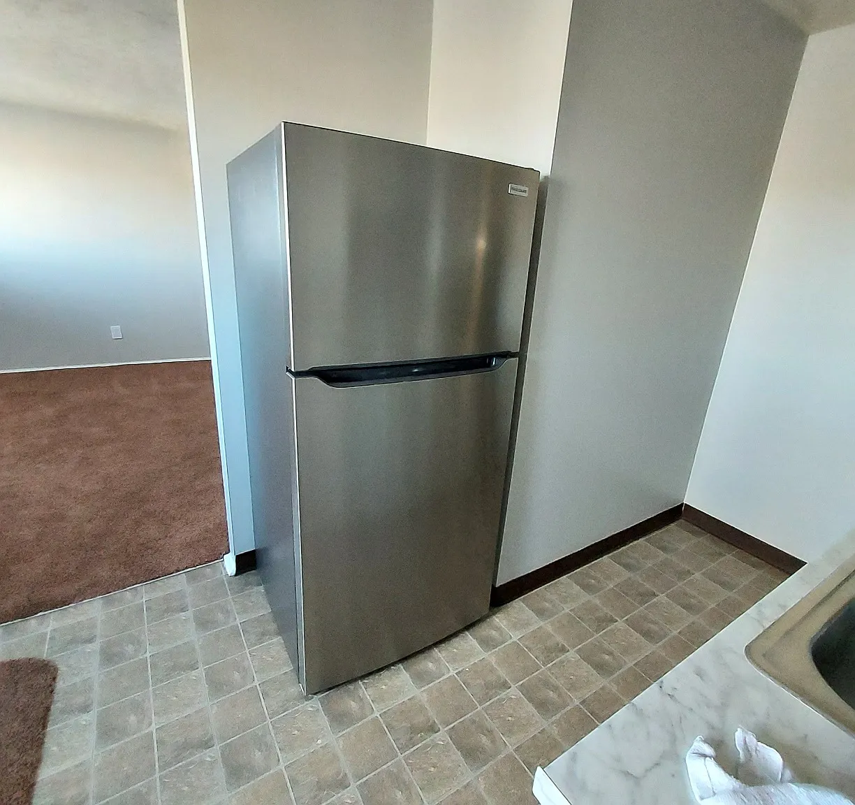 Alexandria Apts — Photo 2