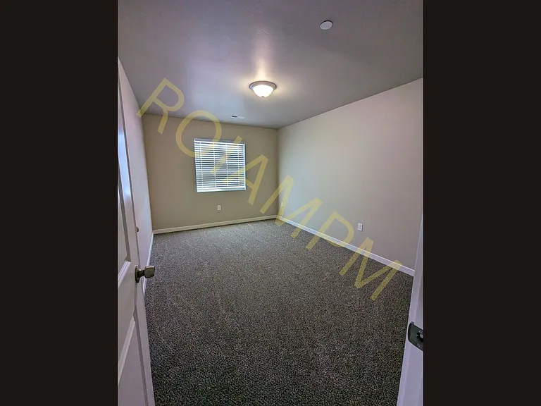 1215 South Eisenhower Street — Photo 8