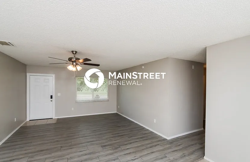844 Sorrel Street — Photo 3