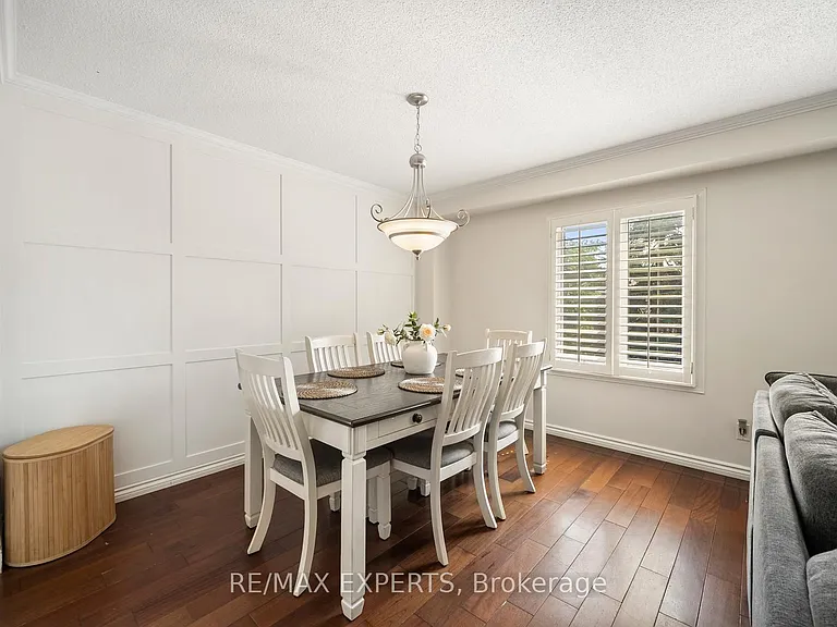11 Penton Dr — Photo 7