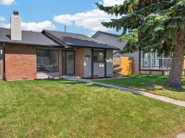 258 W Summerwood Pl SE, Airdrie, AB T4B 1W2
