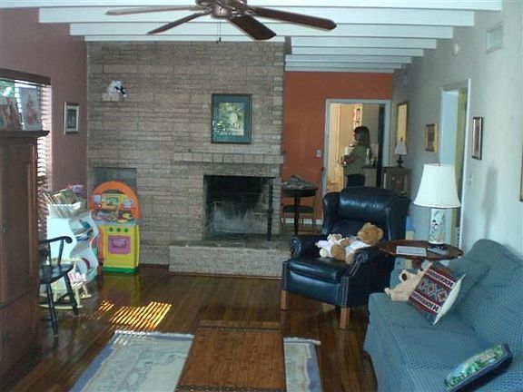 Living Room/ corner fireplace