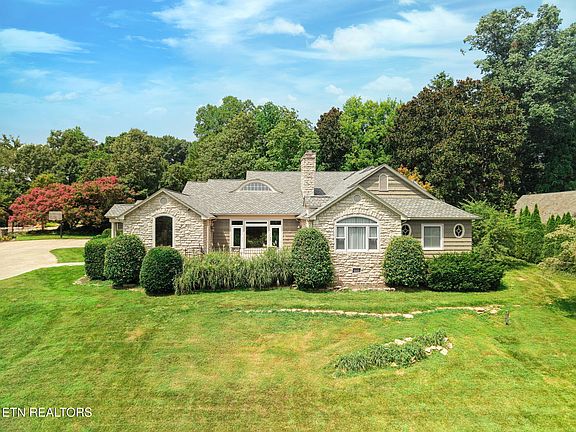 2nd image of 3511 Iskagna Dr