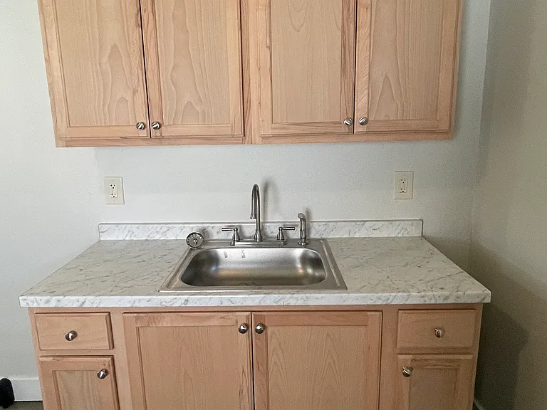424 W 7th Ave #2 — Photo 7