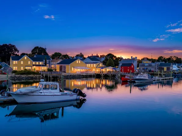 15 Pickering Avenue, Portsmouth, NH 03801