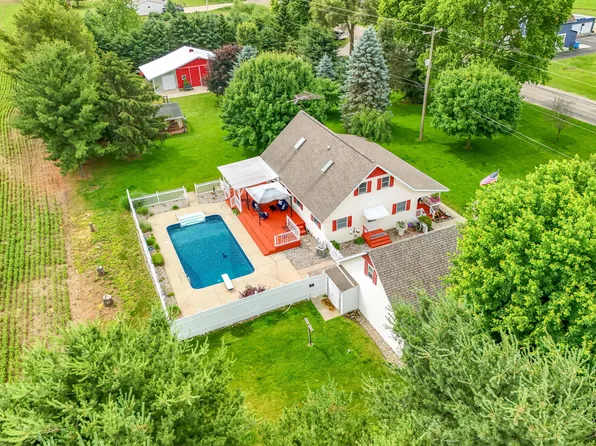 31688 W Colon Rd, Colon, MI 49040