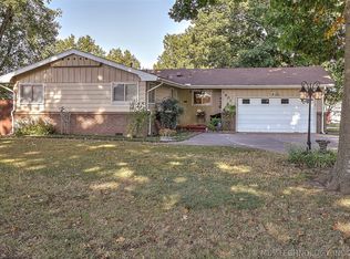 1802 S Ash Pl, Broken Arrow, OK 74012