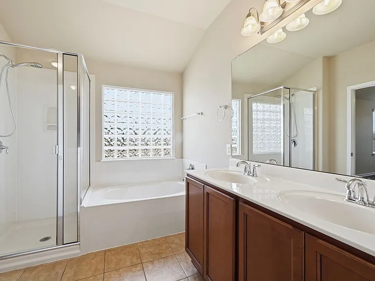 1804 Colorado Bend Dr — Photo 18