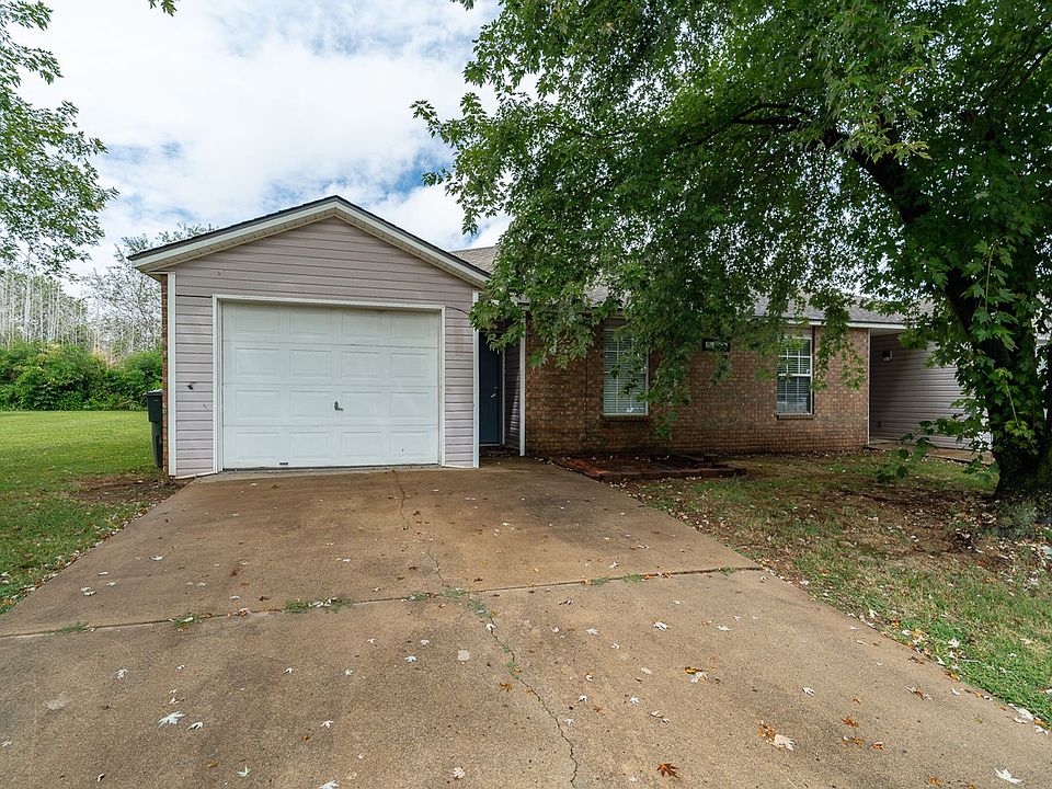1st image of 1549-1551 N Boxley Ave #3B-2BA-1281SQFT