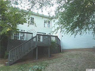 3rd image of 104 Hayden Ct