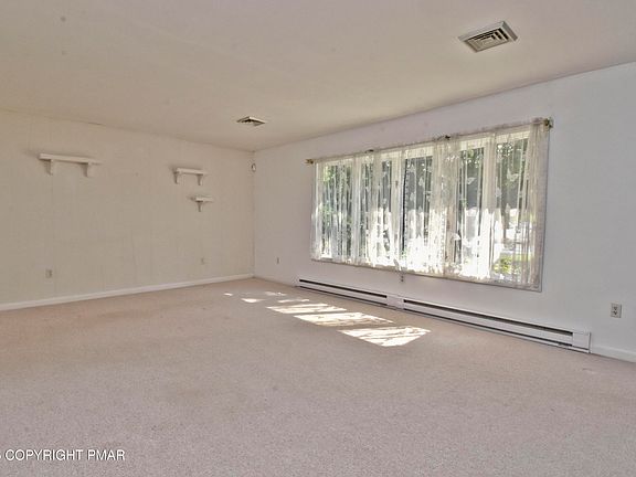 2nd image of 3215 Sunrise Dr