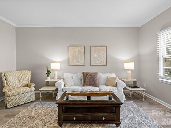 5th image of 5941 Quail Hollow Rd APT E