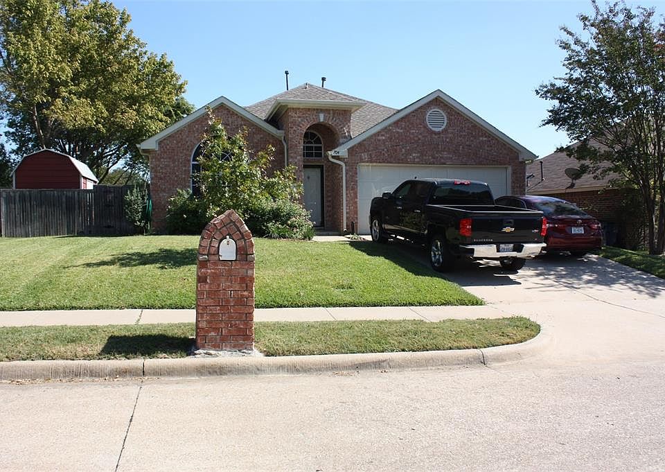 1st image of 704 Long Hill Ct