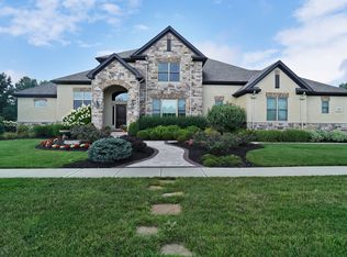4444 Menderes Dr, Powell, OH 43065