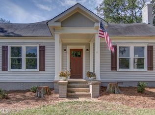 155 Nunnally St, Rutledge, GA 30663