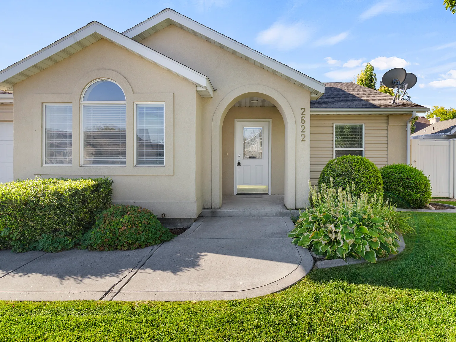 3 bed, 1527 sqft, $1,850 — Photo 4