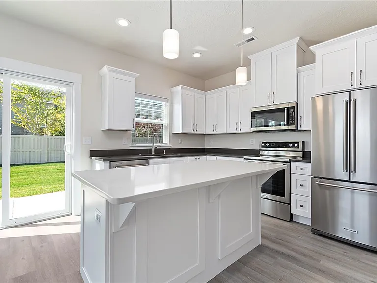 Cedar Crossing Luxury Townhomes — Photo 103