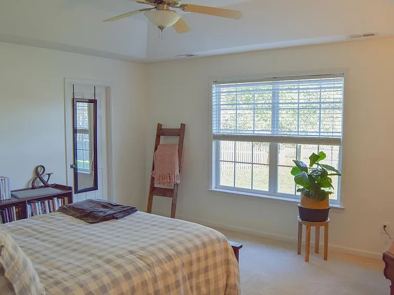 18 Olivine Way — Photo 24