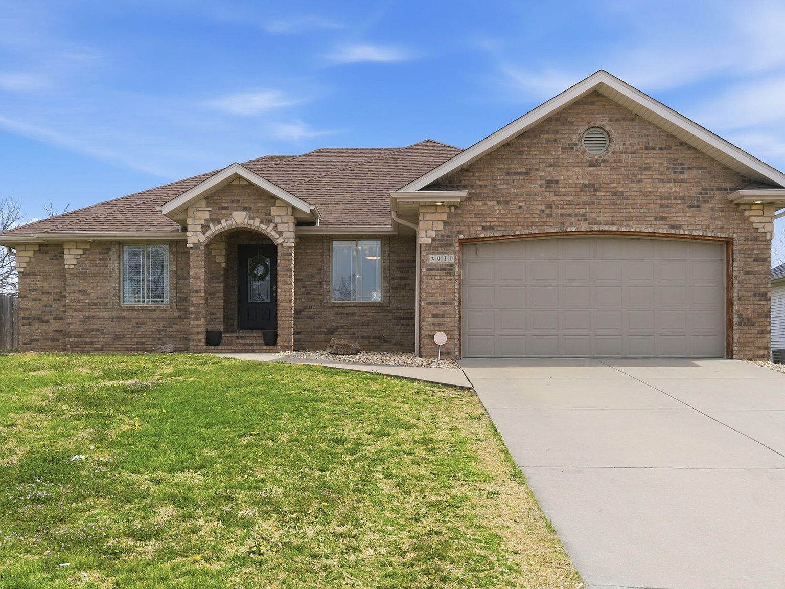 3910 S Hillsdale Avenue, Springfield, MO 65807 | Zillow