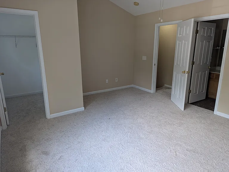 1249 Liberty Bell Ct — Photo 15
