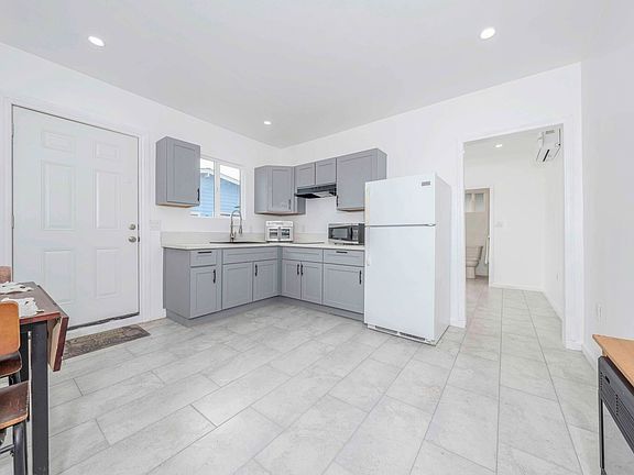 2nd image of 13613 Silverbow Ave