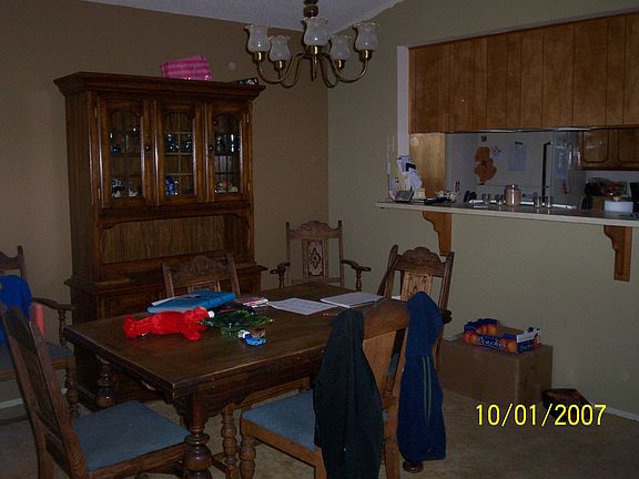 Dinning Room Before Remodel