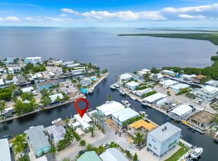 16 Flamingo Rd, Key Largo, FL 33037