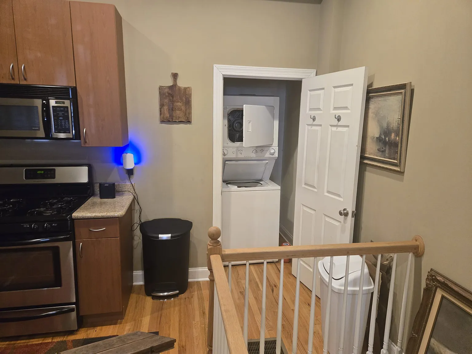 2 bed, 1.5 bath, 1684 sqft, $2,300 — Photo 2
