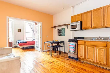 Rented by Wave Real Estate Group