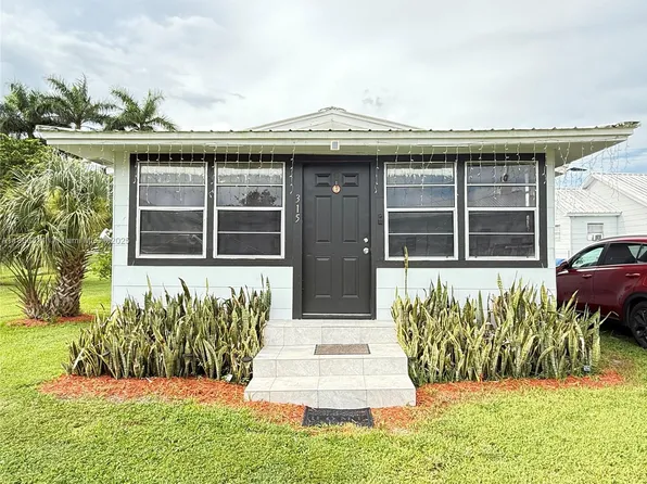 315 Avenue J, Moore Haven, FL 33471