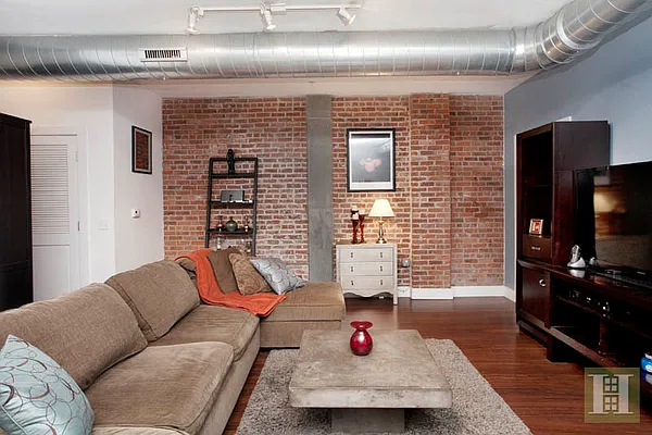 Sold by Halstead Property | media 4