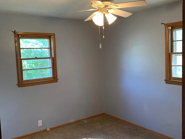 1614 Washington Ln — Photo 9
