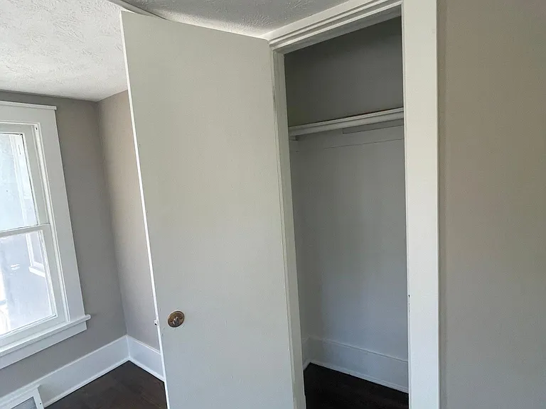 723 S 38th St — Photo 26