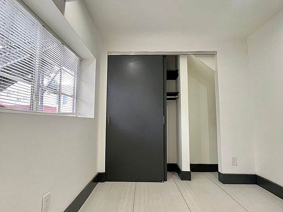 2nd image of 1614 Harrison St #12