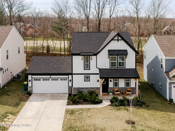 1921 Poloview Pl, Louisville, KY 40245