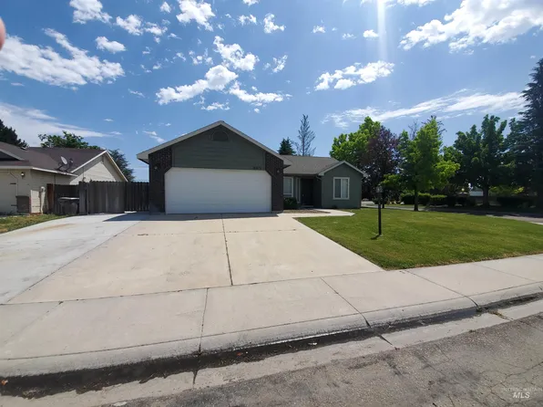 16876 N Orah Ct, Nampa, ID 83687